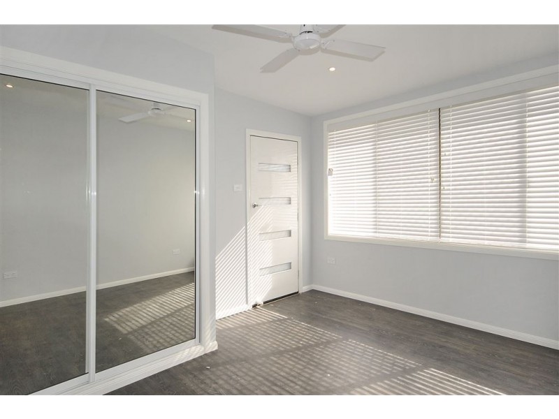 11 Buckland Street, Harristown QLD 4350