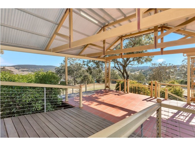 12 Hillview Court, Top Camp QLD 4350