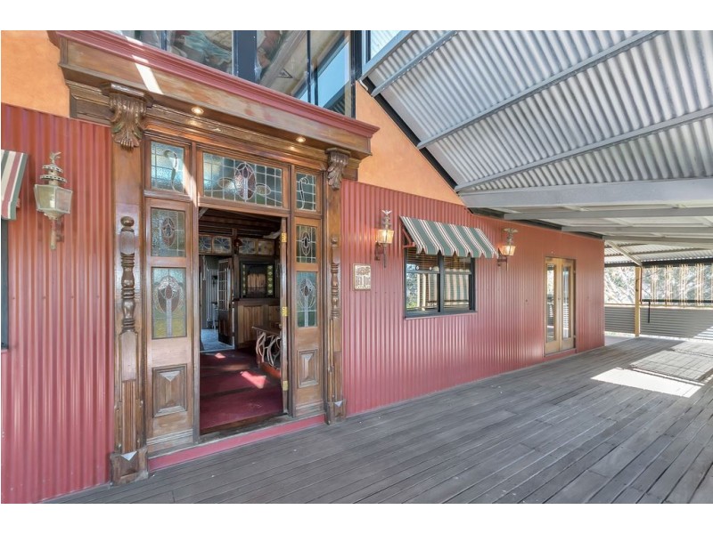 12 Hillview Court, Top Camp QLD 4350