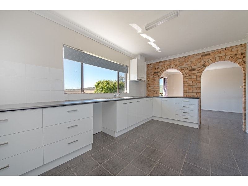 13945 New England Highway, Greenmount East QLD 4359