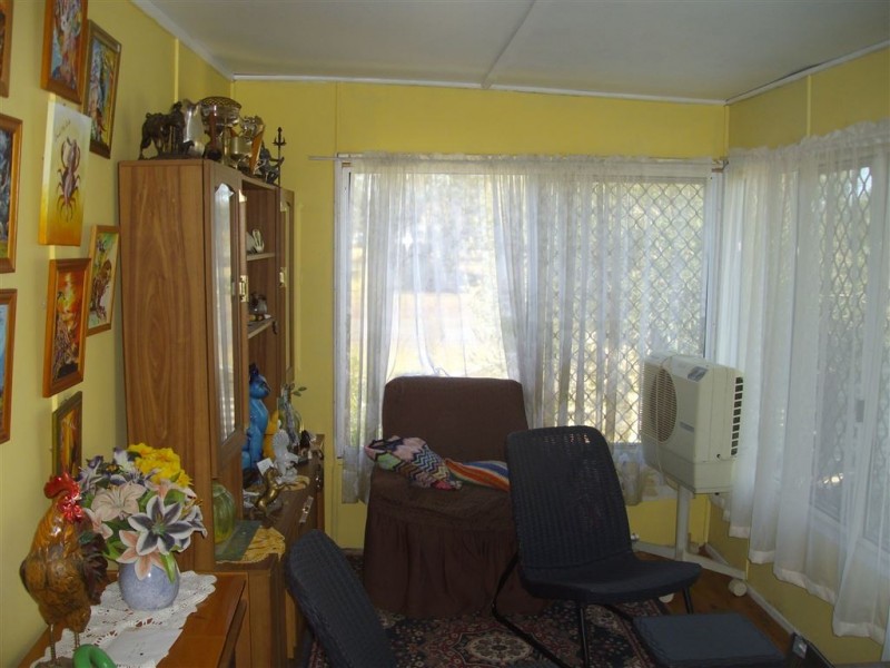 37 Queen Street, Jandowae QLD 4410