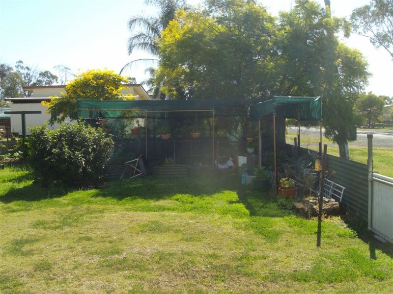 37 Queen Street, Jandowae QLD 4410