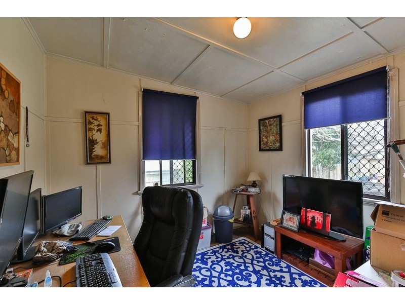 42 Clark Street, South Toowoomba QLD 4350