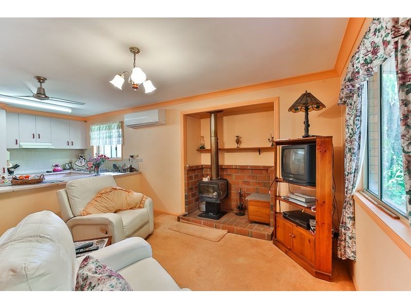 6 Murton Street, Nobby QLD 4360