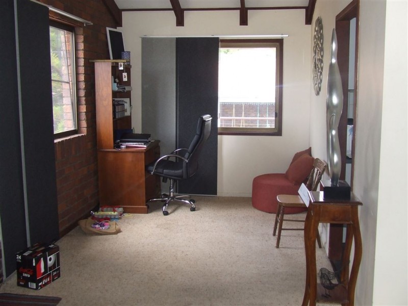 14 Wine Drive, Wilsonton Heights QLD 4350