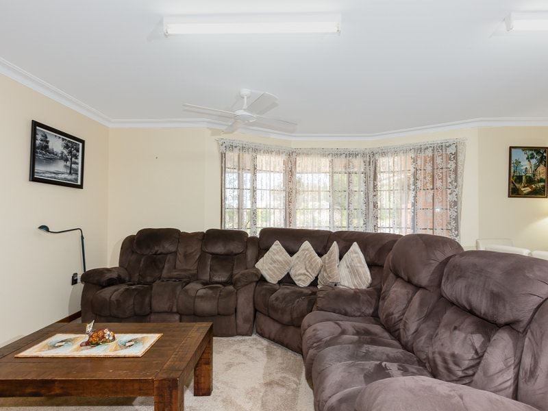 302 Greenwattle Street, Wilsonton Heights QLD 4350