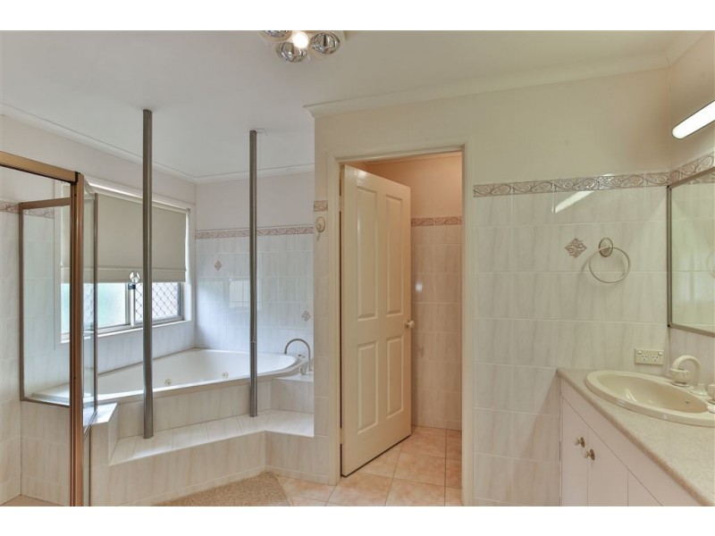 35 Leslie Street, Rangeville QLD 4350