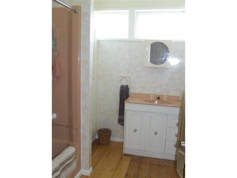 87 Lagoon Creek Road, West Haldon QLD 4359