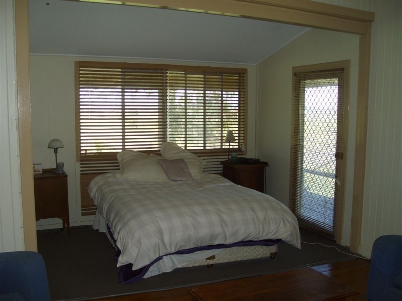 129 Lorenz Road, Mount Molar QLD 4361