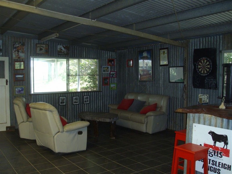 129 Lorenz Road, Mount Molar QLD 4361