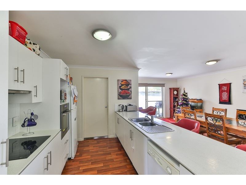 2 Railway Street, Pittsworth QLD 4356