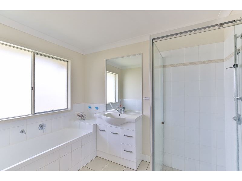 2 Railway Street, Pittsworth QLD 4356