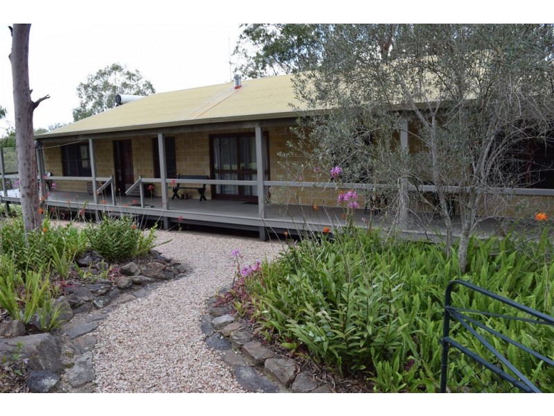 406 Brothers Road, Emu Creek QLD 4355
