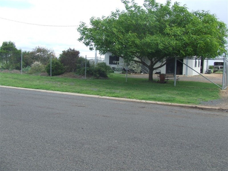 4 Opportunity Court, Clifton QLD 4361