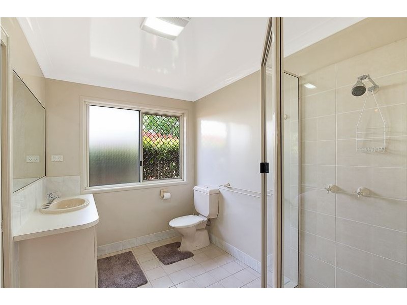 7 Hennenlotter Court, Kearneys Spring QLD 4350