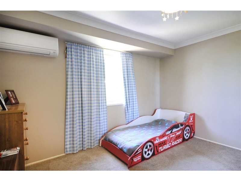 13 Gulligal Street, Kingsthorpe QLD 4400