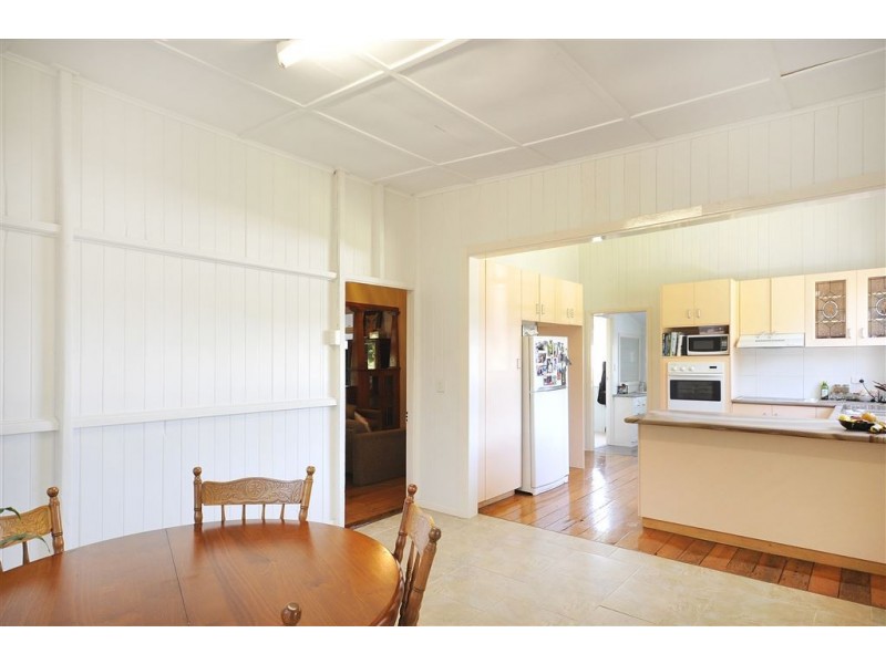 137 Jellicoe Street, North Toowoomba QLD 4350