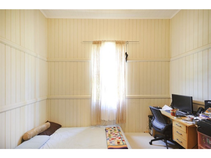 137 Jellicoe Street, North Toowoomba QLD 4350