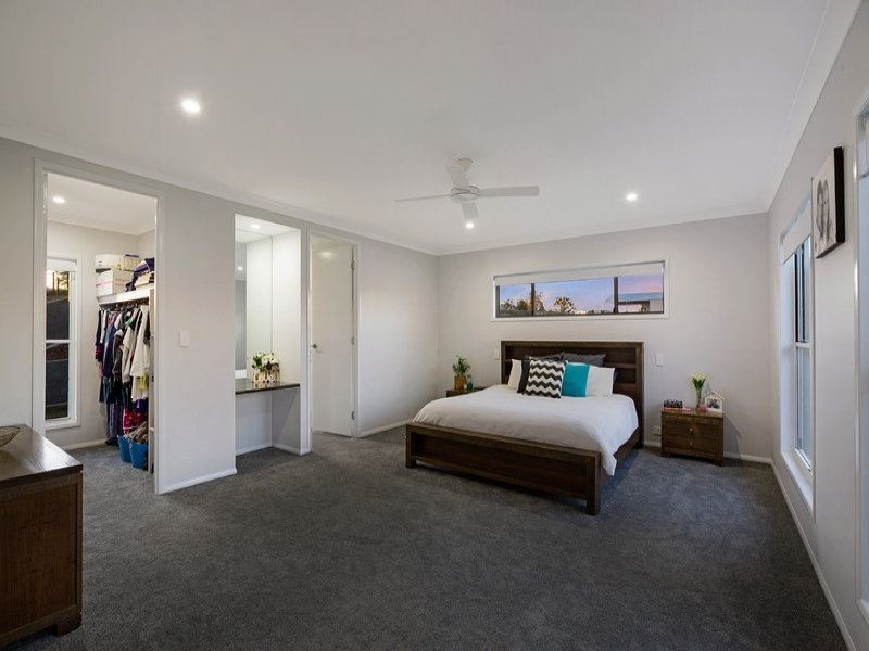 27 Colonial Drive, Gowrie Junction QLD 4352