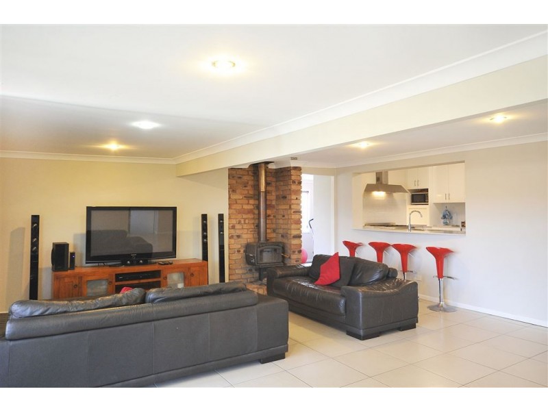 35 Loveday Street, Rangeville QLD 4350