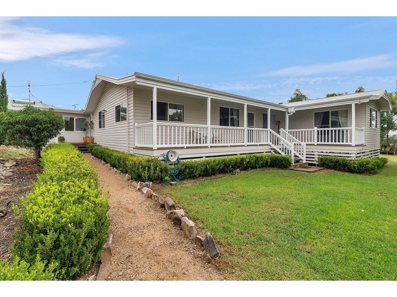 14-16 Bell Street, Greenmount QLD 4359