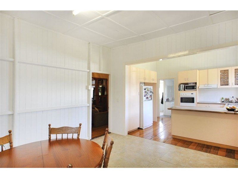 137 Jellicoe Street, North Toowoomba QLD 4350