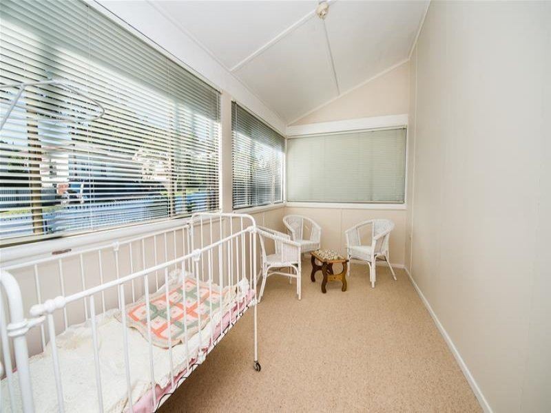 10 Chamberlain Street, North Toowoomba QLD 4350