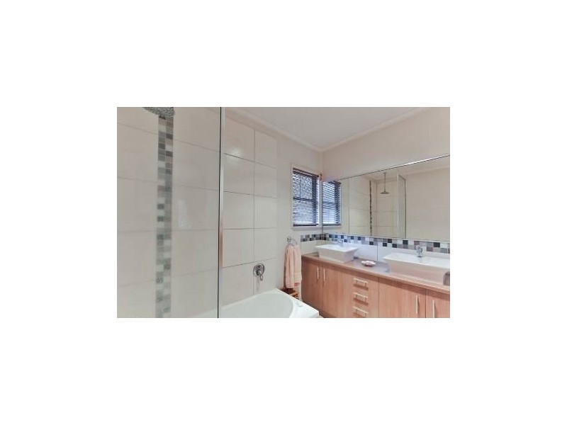 9 Plant Street, Rangeville QLD 4350