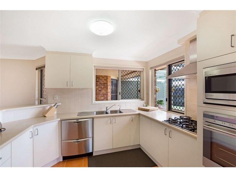 7 Hennenlotter Court, Kearneys Spring QLD 4350