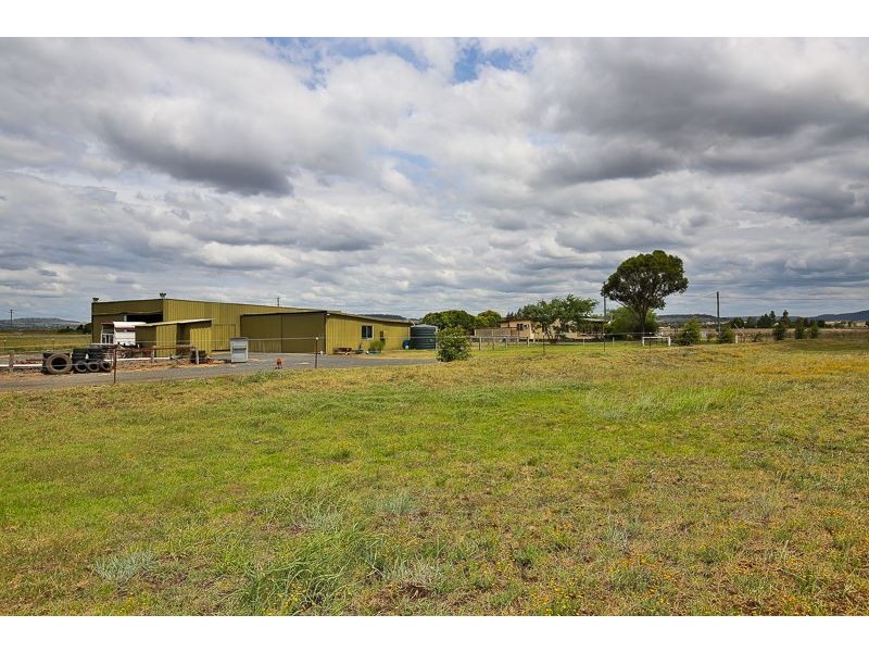 43 Bourne Road, Cambooya QLD 4358