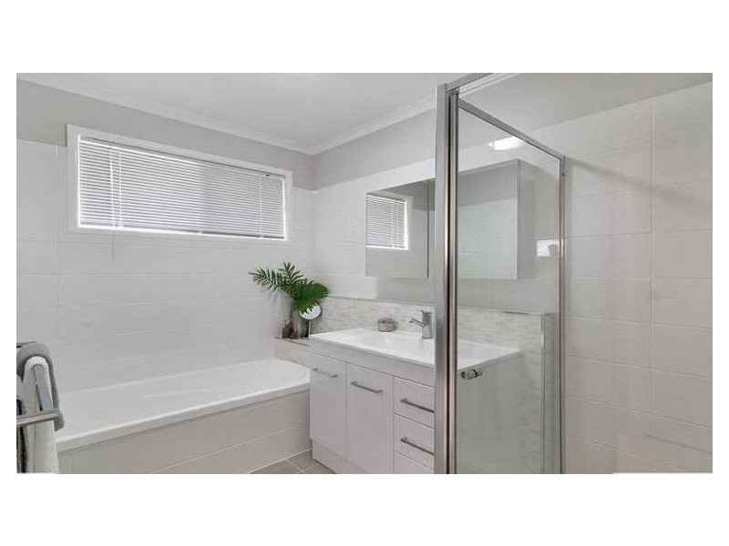 4 Katherine Street, North Toowoomba QLD 4350