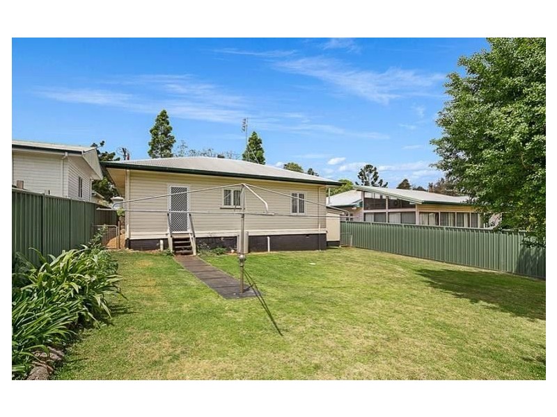 19 Suffolk Street, East Toowoomba QLD 4350