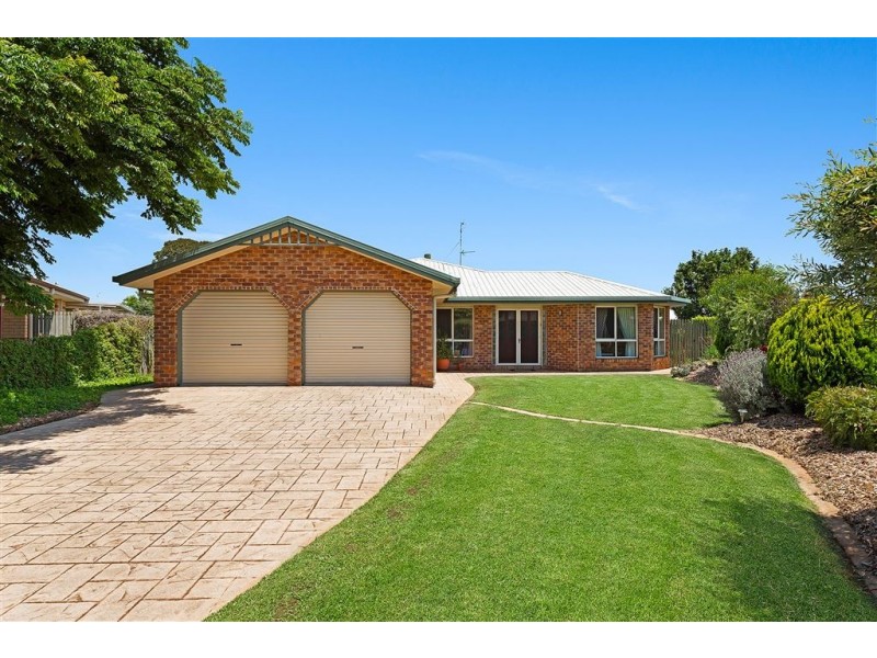 7 Hennenlotter Court, Kearneys Spring QLD 4350