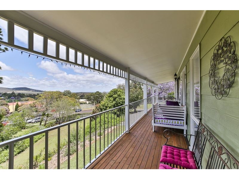 7 Darling Street, Drayton QLD 4350