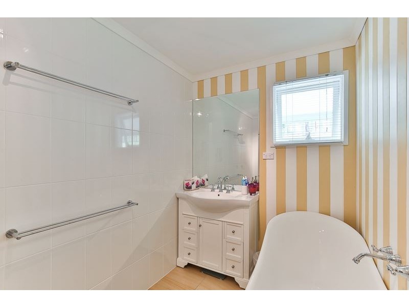 7 Darling Street, Drayton QLD 4350