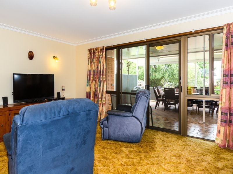 302 Greenwattle Street, Wilsonton Heights QLD 4350