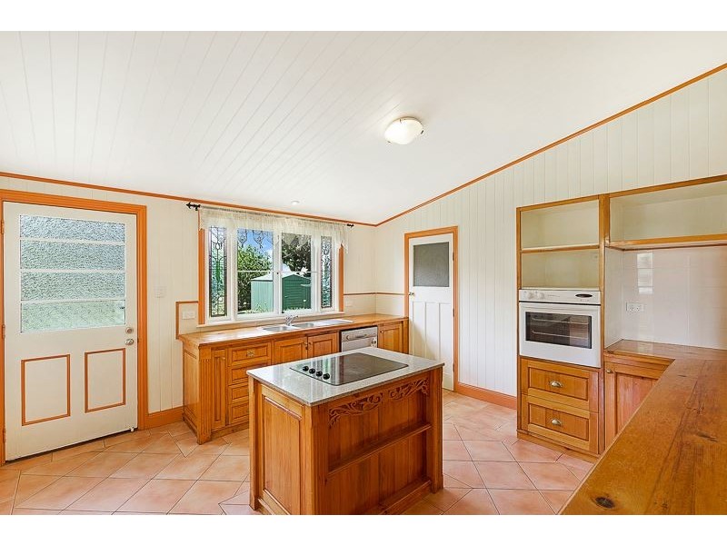 11 Potter Street, South Toowoomba QLD 4350