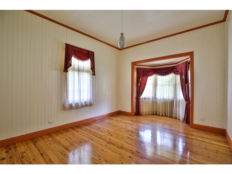 11 Potter Street, South Toowoomba QLD 4350