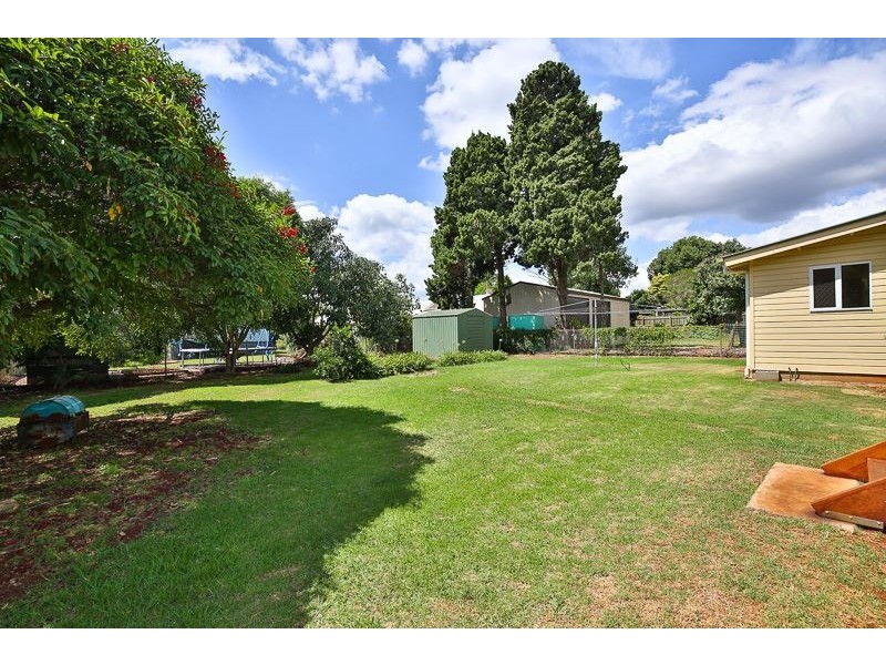 11 Potter Street, South Toowoomba QLD 4350