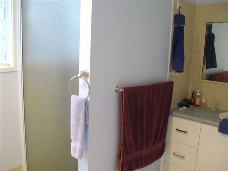 25 Free St, Nobby QLD 4360