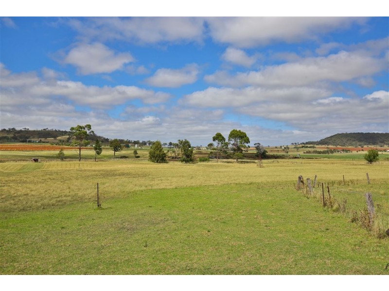 14412 New England Highway, Greenmount East QLD 4359