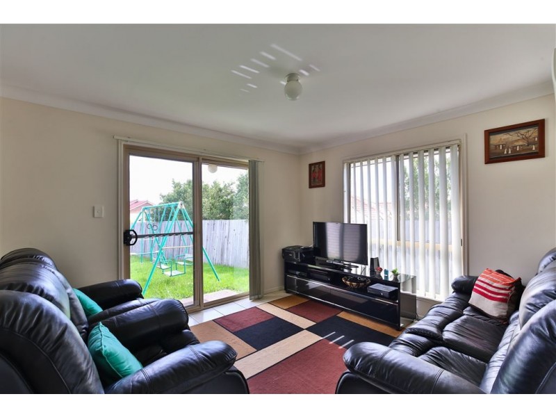 19 Wareena Crescent, Glenvale QLD 4350