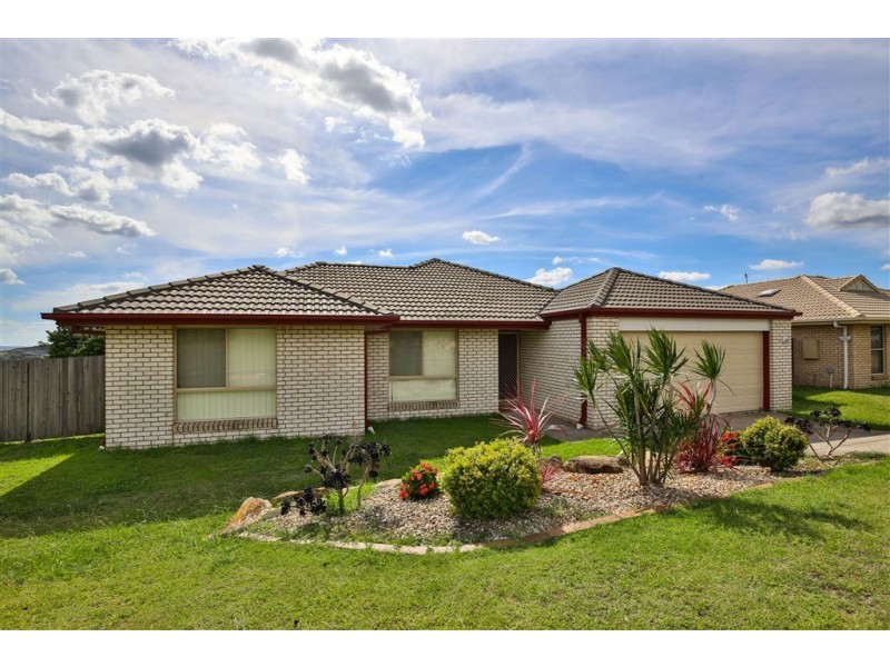 19 Wareena Crescent, Glenvale QLD 4350