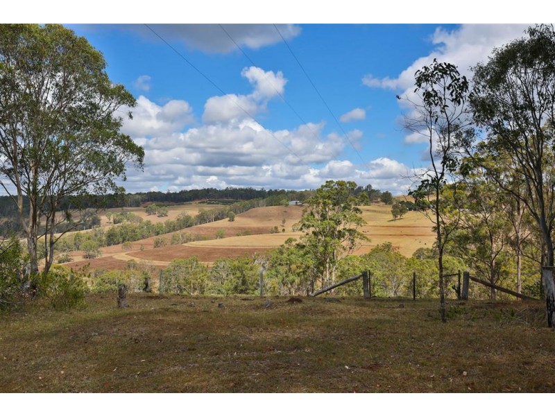 4477 Esk – Hampton Road, Hampton QLD 4352