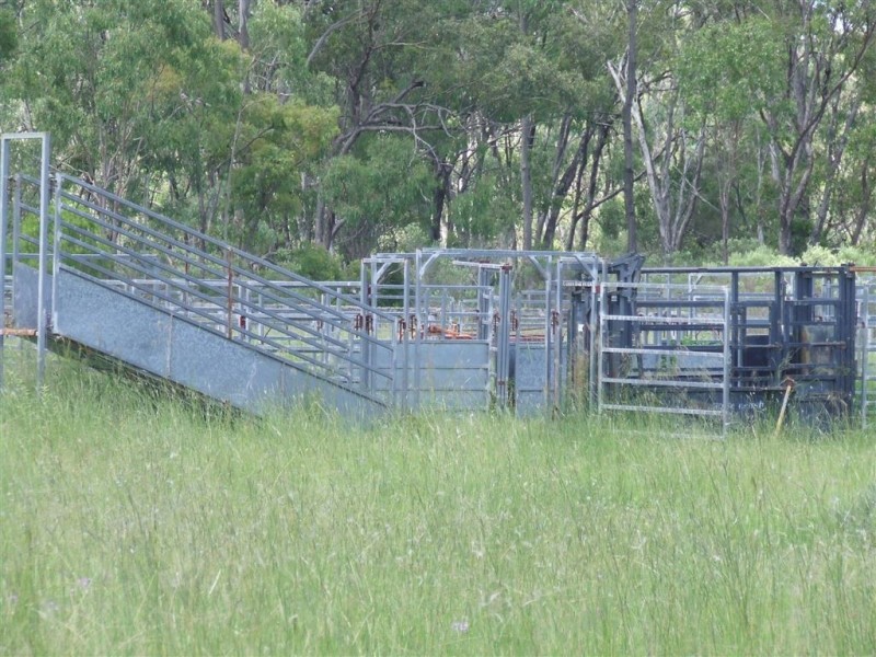 - Goombungee Dam Road, Goombungee QLD 4354