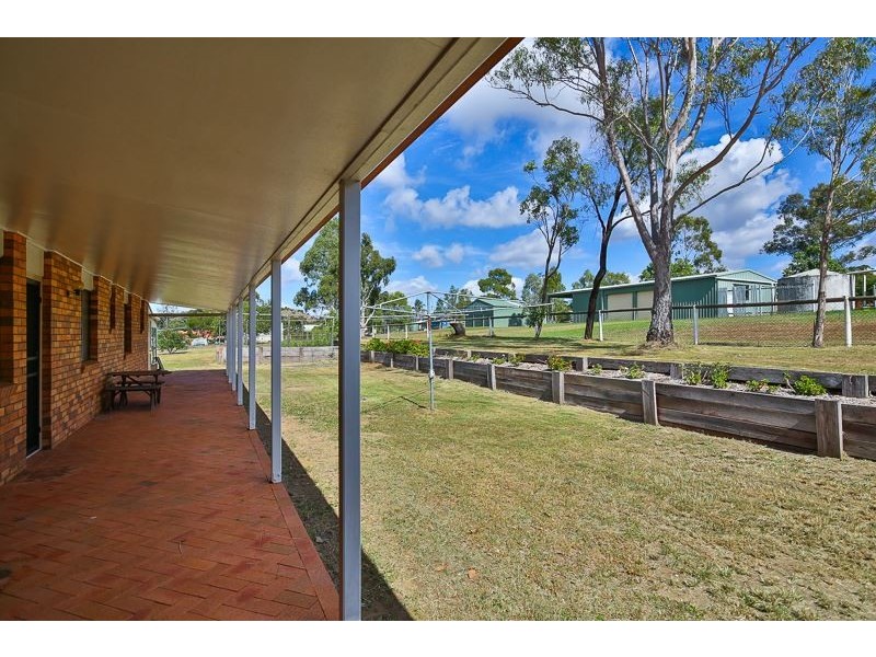 45 Peters Road, Meringandan QLD 4352
