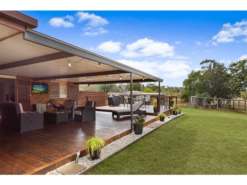 13 Teschner Road, Highfields QLD 4352