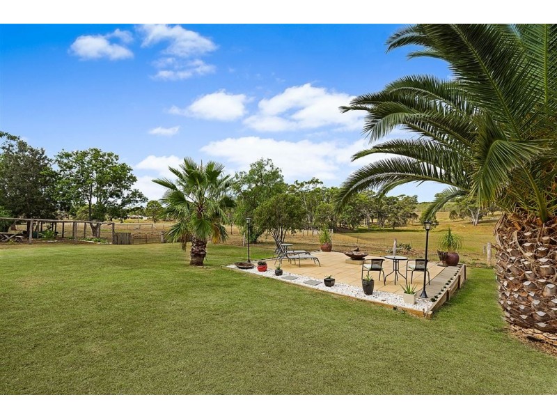 13 Teschner Road, Highfields QLD 4352