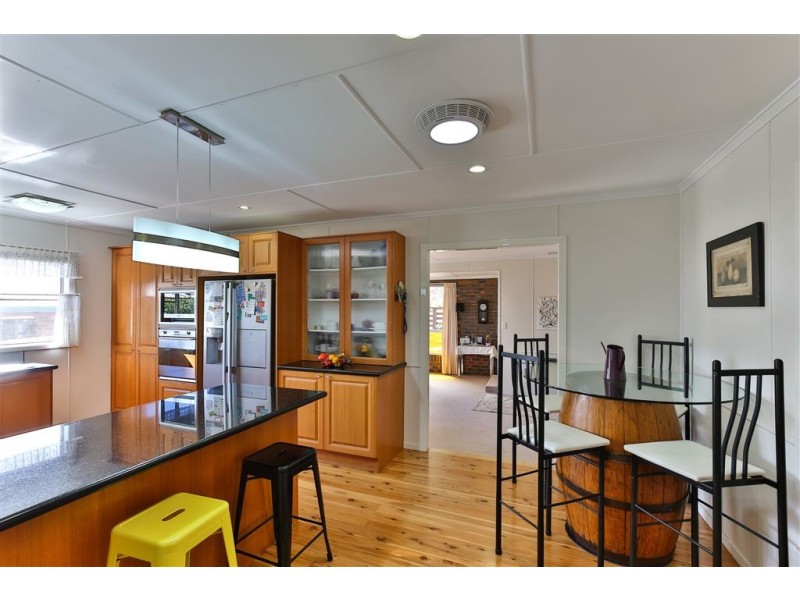 401 Hume Street, Kearneys Spring QLD 4350