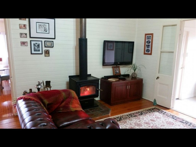 23 Station Street, Helidon QLD 4344